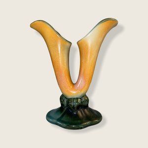 Vintage Hull Pottery Double Cornucopia Vase 103